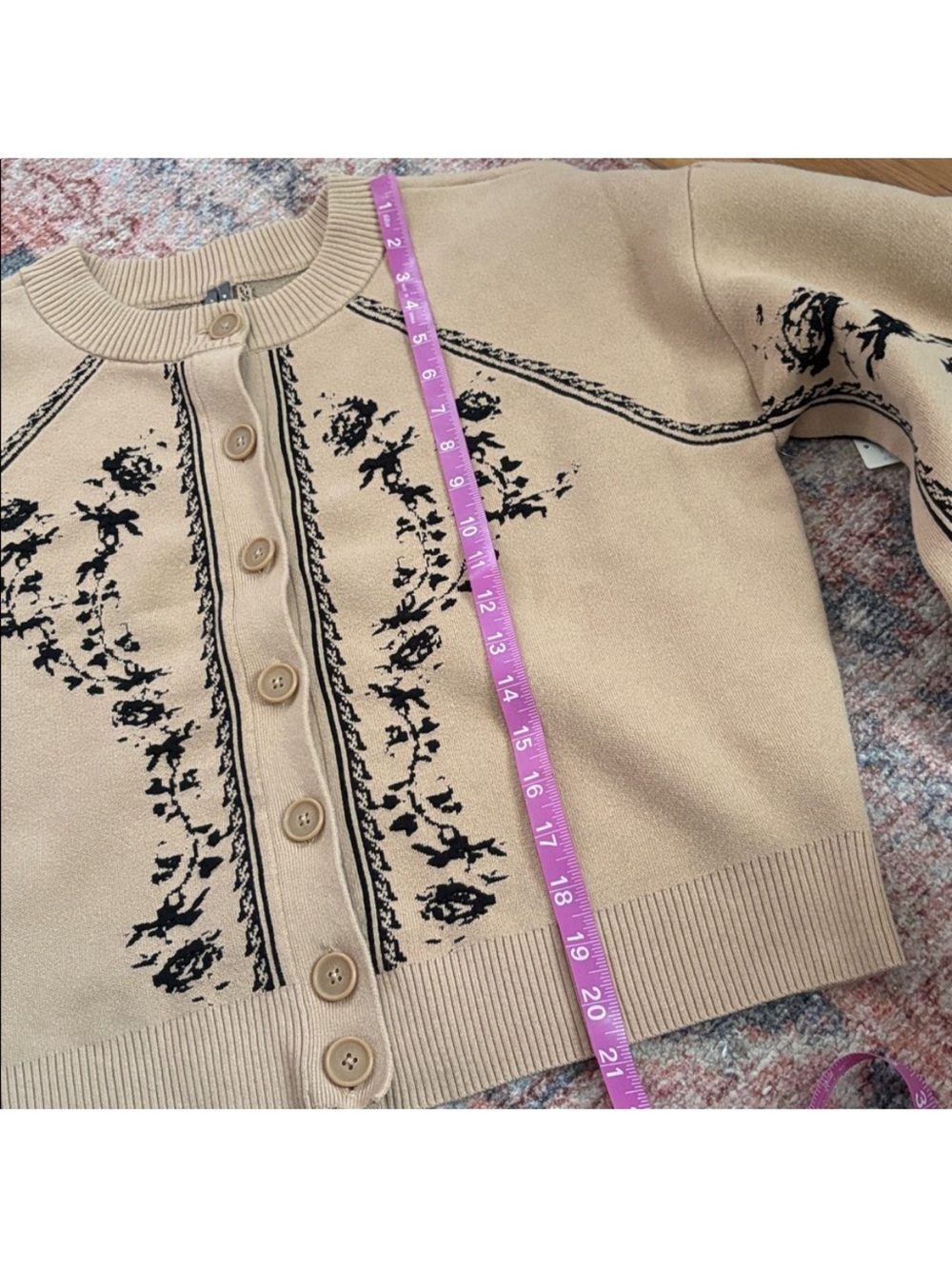 By Anthropologie Sculpted Puff Sleeve Cardigan size M brand new with tags. - Picture 4 of 9